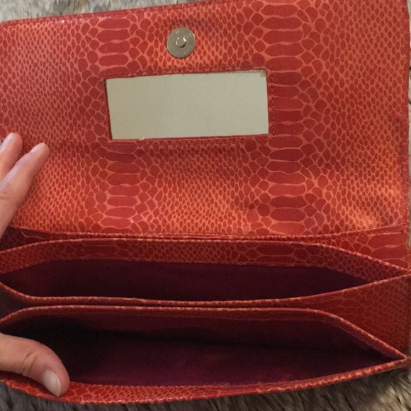 Nine West snakeskin clutch - Picture 5 of 7